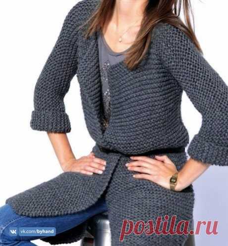Простой кардиган платочной вязкой. Описание и выкройки

#byhand | #шитье | #handmade | #рукоделие | #мастеркласс