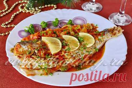 Пангасиус, запеченный в духовке с овощами: рецепт