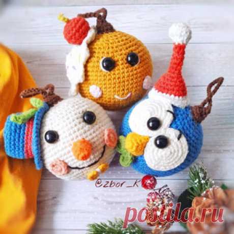 Новогодние шарики амигуруми. Схемы и описания для вязания игрушек крючком! Бесплатный мастер-класс от Екатерины Зборовской по вязанию новогодних шариков крючком. Размер вязаной игрушки примерно 8 см. Для изготовления ёлочных…