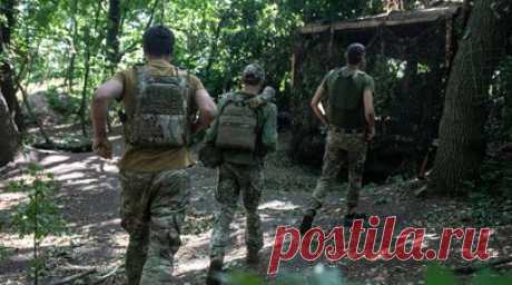 ВСУ потеряли до 40 военных в результате удара ОДАБ-1500 в районе Купянска. В Минобороны России заявили, что украинские войска потеряли до 40 человек в результате удара авиационной бомбой ОДАБ-1500 по пункту временной дислокации в районе Купянска. Читать далее