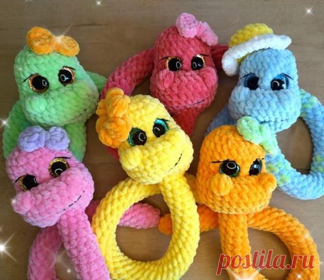 Разноцветные змейки крючком. Амигуруми схемы и описания. Автор: Анастасия Кузьмина | IRINELY.ART