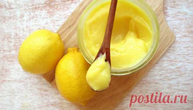 Вкуснейший лимонный крем Удивительно нежный, ароматный, густой и очень вкусный лимонный крем. Отлично подойдет и как начинка при выпечке (булочки, круассаны, пироги, тарталетки, пирожные). К тому же рецепт этого английского десертного крема (Lemon curd) на удивление прост и ничего особенного для его изготовления не понадобится. Ингредиенты: — 1 яйцо — 50 гр сахара — 15 гр размягчённого сливочного масла Приготовление: 1. С одного