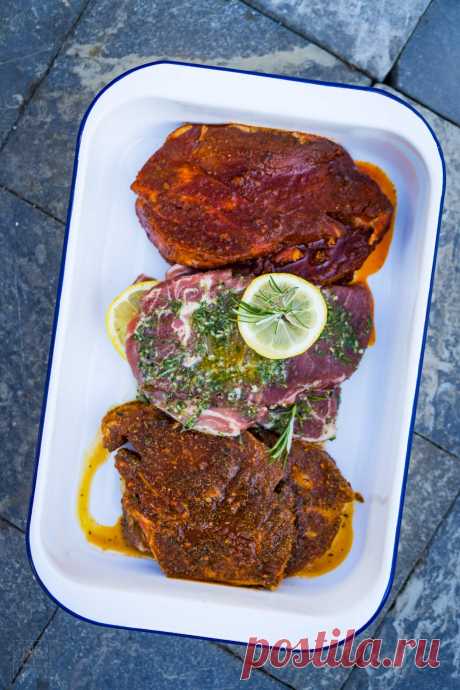 Die besten Grillmarinaden für Schweinefleisch Die besten und leckersten Grillmarinaden für Schweinefleisch, Pute, Hähnchen und auch Gemüse. Probiert es aus und loss et üch schmecke.