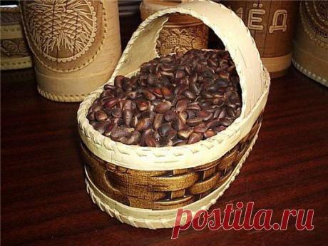 Чем полезны кедровые орешки? .