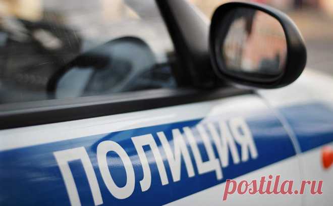 В Новосибирске напали с палками на съемочную группу РЕН ТВ. В Новосибирске совершено нападение на съемочную группу телеканала РЕН ТВ, сообщила представитель МВД Ирина Волк.