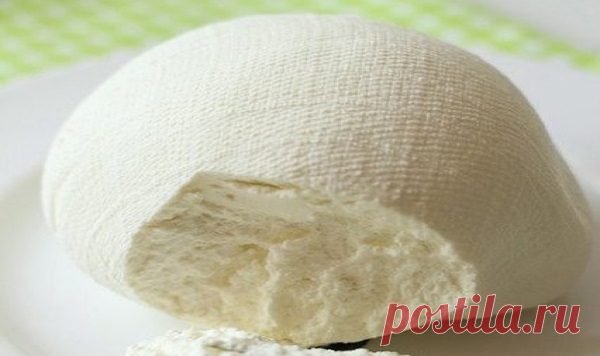 Творожный сыр из йогурта. Сыр получается, нежный, вкусный, сочный и мягкий
Этот рецепт я увидела на немецком кулинарном сайте. Получается очень мягкий и нежный творожный сыр. Из 1 кг йогурта выходит примерно 600 гр творожного сыра. Его можно намазывать на хлеб, использовать как начинку для мясных и овощных рулетов, добавлять в салат, есть просто с помидорами…. Очень вкусно! Продукты: 1. Натуральный йогурт (10% жирность) 2. Соль […]
Читай пост далее на сайте. Жми ⏫ссылку выше