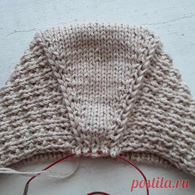 Вяжем  на ог 38см (37-39см)

Вам понадобится:
 Alize baby wool = 1моточек вяжем в 2нити!
 спицы на леске: 3,5 и 4,5; чулочные спицы 3,5
 игла с широким ушком
Плотность лиц.глади: 1,8п/2,5р

Наберите на спицы 3,5 = 61п удобным для вас способом.

Вяжем 4ряда резинкой 1/1. Первую кром.п снимаем не провязанной, последнюю кром.п провязываем изн.п.

Далее вяжем спицами 4,5

5ряд: кром.п, 59п вяжем узором резинка, кром.п
6ряд: кром.п, 59лиц.п, кром.п
7ряд: кром.п, 59изн.п, кром.п...