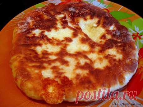 Хачапури с сыром на праздничный стол