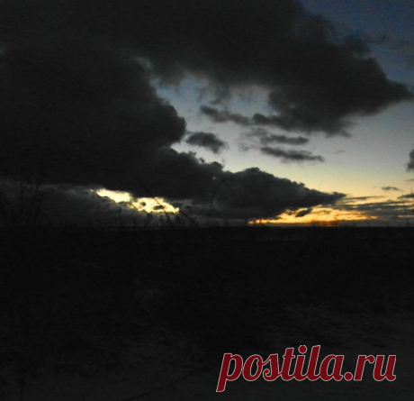 Лёд, щуки и маленькая плотвичка
