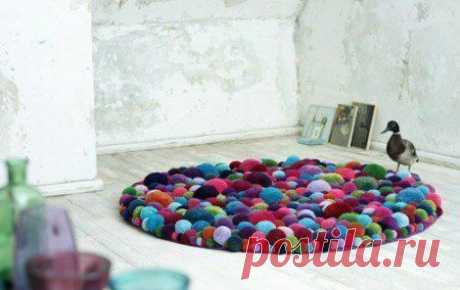 Коврик из помпонов / Surfingbird - мы делаем интернет лучше