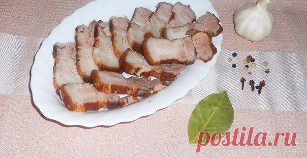 Вареное сало

Нежнейшее сало, с небольшой прослойкой ароматного мяса!!!!