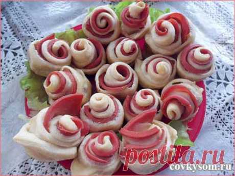 Колбасные розочки из слоеного теста | Со вкусом