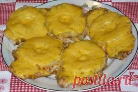 Куриные отбивные с ананасом и сыром | Школа шеф-повара