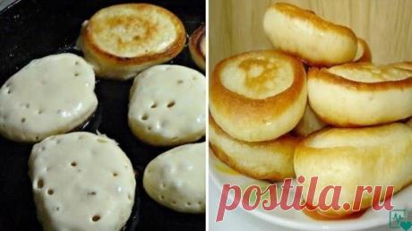 Как сделать оладьи пышными:
3 секрета✍🏻
 
Хитрости приготовления оладьев:
Кефир необходимо использовать комнатной температуры, не холодный. Так молочная кислота и сода будут лучше взаимодействовать. В конечном результате оладушки будут более пышными и ароматными.
После замеса тесто должно постоять некоторое время при комнатной температуре (от 15 до 30 мин). Не оставляйте в нем ложку или половник.
После того, как тесто постоит, перемешивать его более не нужно. Это тоже влияет на пышность оладушк