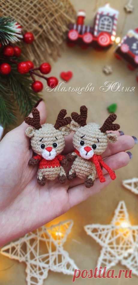 PDF Мини Оленёнок крючком. FREE crochet pattern; Аmigurumi animal patterns. Амигуруми схемы и описания на русском. Вязаные игрушки и поделки своими руками #amimore - олень к Новому году, маленький оленёнок из обычной пряжи.