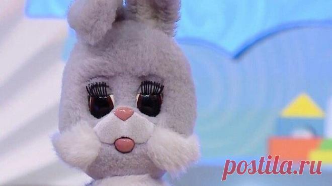 [тест] Кто ты из передачи «Спокойной ночи, малыши»? | Ты — Степашка!
Ты воспитанная, умная и очень рассудительная. Ты любишь читать, узнавать новое и всегда даешь мудрые советы. На тебя можно положиться, ты — тихая и надежная гавань для своих друзей. Твоя аккуратность и доброта вдохновляют окружающих.