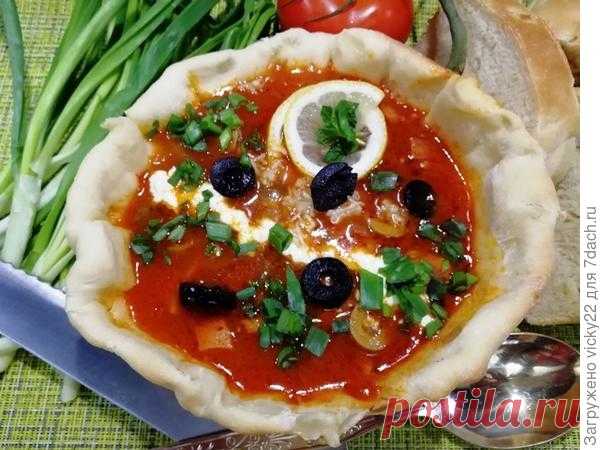 Мясная солянка в съедобных тарелочках