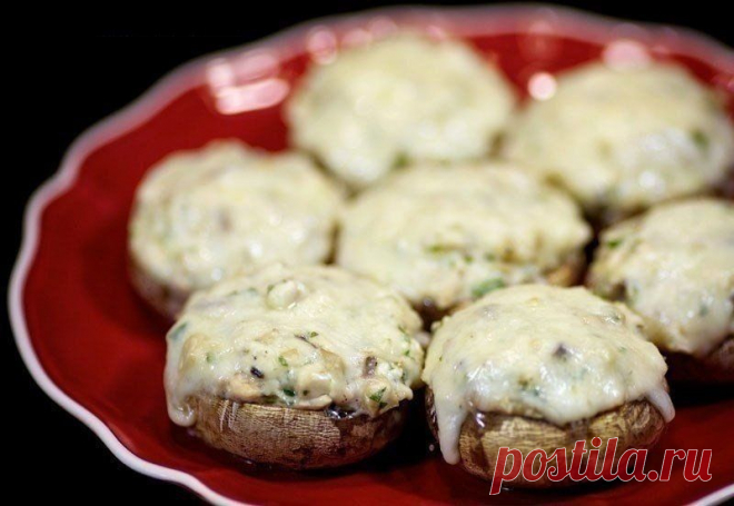 Как приготовить шампиньоны с курицей и сыром - рецепт, ингридиенты и фотографии