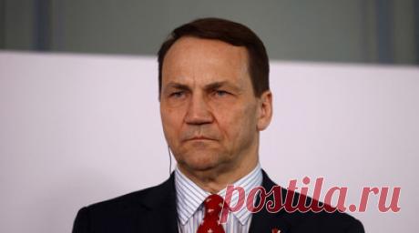 Глава МИД Польши приехал в США, чтобы убедить конгресс одобрить помощь Украине. Глава МИД Польши Радослав Сикорский прибыл в США, чтобы убедить конгрессменов одобрить помощь для Украины. Читать далее