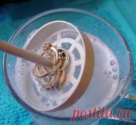 Для того, чтобы ювелирные изделия сверкали как новые