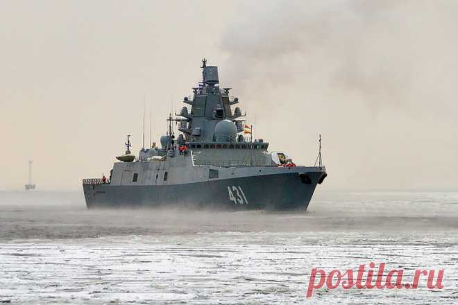 Испытания титанов: два новых военных корабля отправятся из Петербурга в Балтийское море