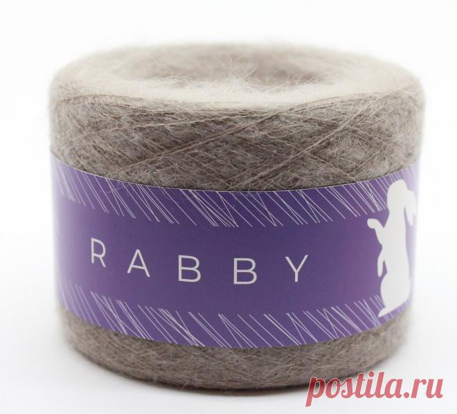 Купить пряжу кид мохер Camelot 2200 в Украине: цена, отзывы | Интернет-магазин пряжи Rabby Итальянский мохер Camelot очень хорошего качества, приятный на ощупь, не колючий. Нить тонкая, с равномерным мохеровым пушком. Полотно не сваливается, остается воздушным и после стирки. Прекрасно подходит для вязания шалей в одну нить. С...