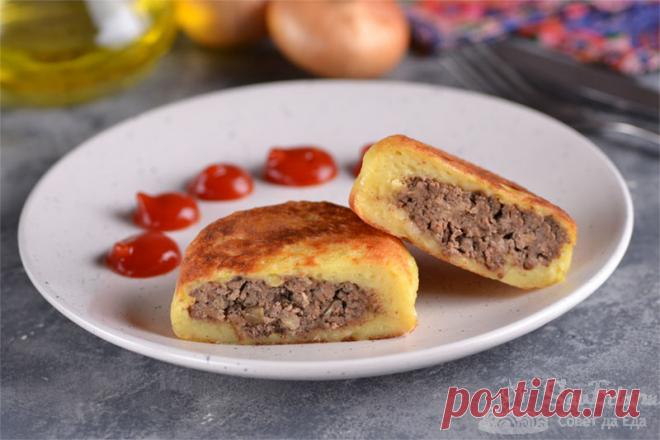 Картофельные зразы с печенью на сковороде.

Готовим очень сочные и ароматные картофельные зразы со свиной печенью. Для приготовления используем картофельное пюре и вареную печень. Готовые зразы обжариваем в масле на сковороде. Получаются очень вкусными и красивыми.