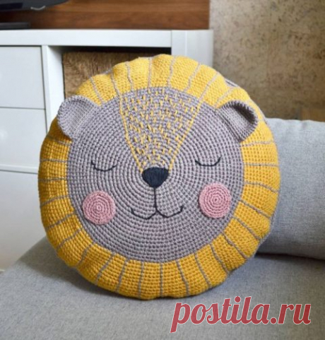Подушка Львёнок крючком, описание вязания