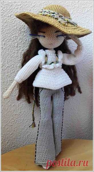 Кукла Мариэтта 
Ссылка 
https://vk.com/wall-80807322_650
~~~~~~~~~~~~~~~~~~~~
#вязаная_радость_куклы #рукоделие #вязание #крючок #описание #амигуруми