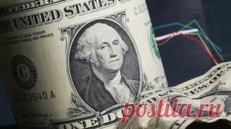 Курс доллара в начале торгов Мосбиржи вырос на 16 копеек