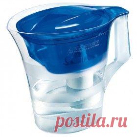 Купить Фильтр-кувшин Барьер Твист / 4 л / 350 л / синий / Интернет-магазин "Vseinet.ru"
Эксклюзивный дизайн кувшина разработан известной российской арт-студией Артемия Лебедева. 

Кувшин декорирован матовыми горизонтальными полосами, которые подчеркивают форму кувшина.