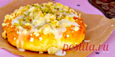 ВАТРУШКИ С ЯБЛОЧНОЙ НАЧИНКОЙ И ШТРЕЙЗЕЛЕМ