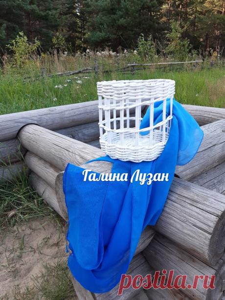Корзинка из газетных трубочек