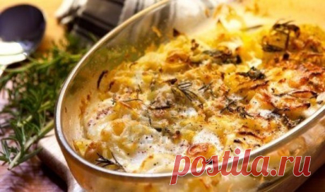 КАРТОШКА ЗАПЕЧЕННАЯ С ЯБЛОКАМИ В СМЕТАНЕ