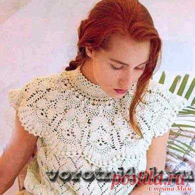 Воротник-оплечье со стойкой Девочки нашла очень красивый воротник. Но я думаю, что из него может получиться и очень красивая манишка.  Воротник-оплечье из азиатского журнала связан крючком № 2,25. Ширина воротника 19 см.