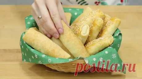 Пирожки с капустой (Капустники): тонкое, рассыпчатое тесто и начинка из квашеной или свежей капусты, постный рецепт - Будет вкусно - Медиаплатформа МирТесен