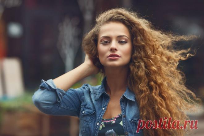 ​Уход за вьющимися волосами: как избавиться от «прически пуделя» — Модно / Nemodno