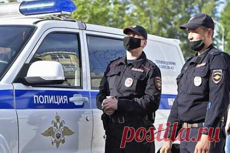 В подвале больницы под Тюменью обнаружили человеческие останки. В подвале больницы №15 Нижней Тавды, Тюменская область, рабочие нашли человеческие останки. Случай произошел еще в середине лета, однако тогда дело не получило огласки. Во время работ по вывозу грунта рабочие нашли руки, пальцы, волосы и внутренности, при этом останки были «будто мумифицированы».