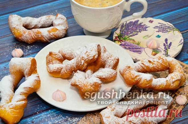 Хворост на кефире, очень вкусный проверенный рецепт Пышный хворост на кефире приготовить совсем не сложно, воспользуйтесь нашим проверенным рецептом с фото, у вас получится очень вкусная, сладкая выпечка к чаю.