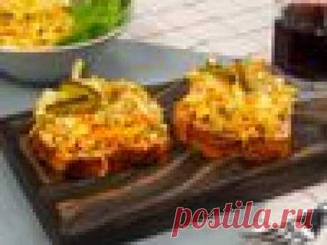 Салат с солеными огурцами – пошаговый рецепт приготовления с фото