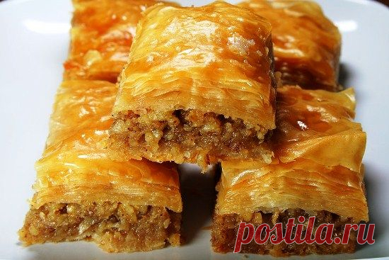 Азербайджанская домашняя пахлава.
