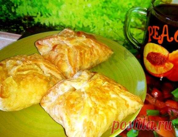 Пирожки слоеные конвертики с творогом | Рецепт 1000.menu