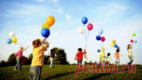 Я бы в детство убежала без оглядки...
