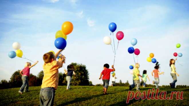 Я бы в детство убежала без оглядки...