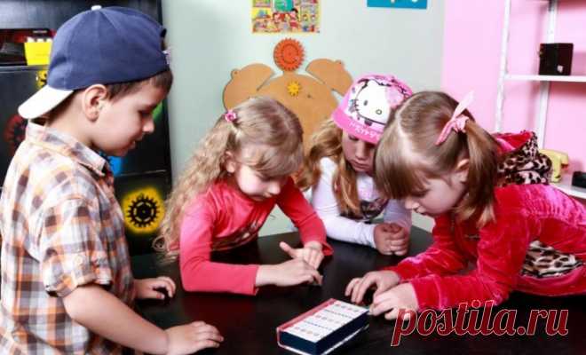Игры в квест в домашних условиях для детей 5,6,7,8,9,10 лет. Квест загадки для поиска подарка детям. Готовый сценарий квеста для детей дома. * VSETEMI.RU Квест, это интересная и позновательная игра, в котрую дети играют с удовольствием. Мы сделали для вас подборку с заданиями и сценарий игры.