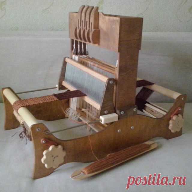 #тку #ткацкийстанок #ткачествонастанке #ткачество #weaving #weavingloom Начал изготавливать ткацкие 4-ремизные  станки. На предыдущем фото виден результат.