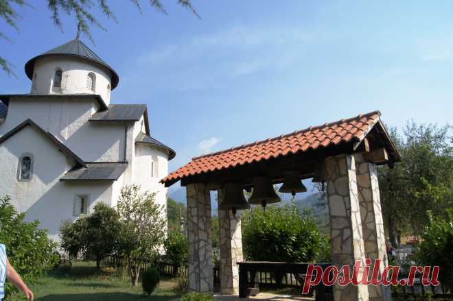 Монастырь Морача