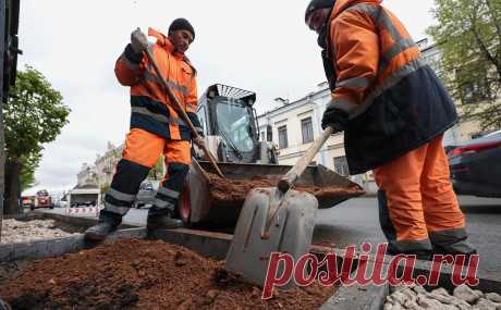 Бизнес заявил о риске банкротств и сокращений в дорожном строительстве. Национальная ассоциация инфраструктурных компаний ожидает сокращений персонала и банкротств подрядчиков на фоне сокращения объемов строительства после пиковых для отрасли двух лет. В Минстрое рассматривают меры поддержки отрасли