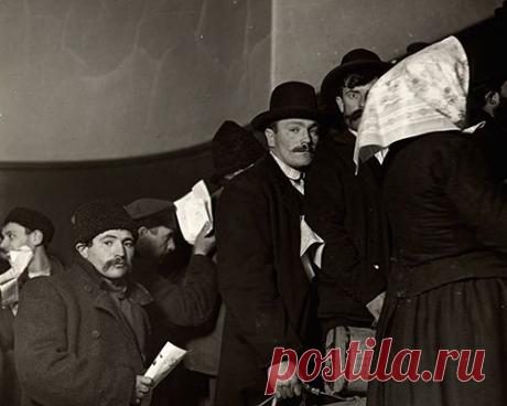 Где больше всего живет русских, кроме России