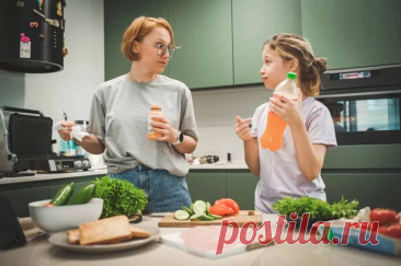 Продукты вызывающие депрессию, тревогу и стресс. Еда и психика Когда мы думаем о связи еды с психикой, то обычно вспоминаем только об алкоголе и кофеине. И зря, продукты могут реально влиять на наше настроение и работу мозга.